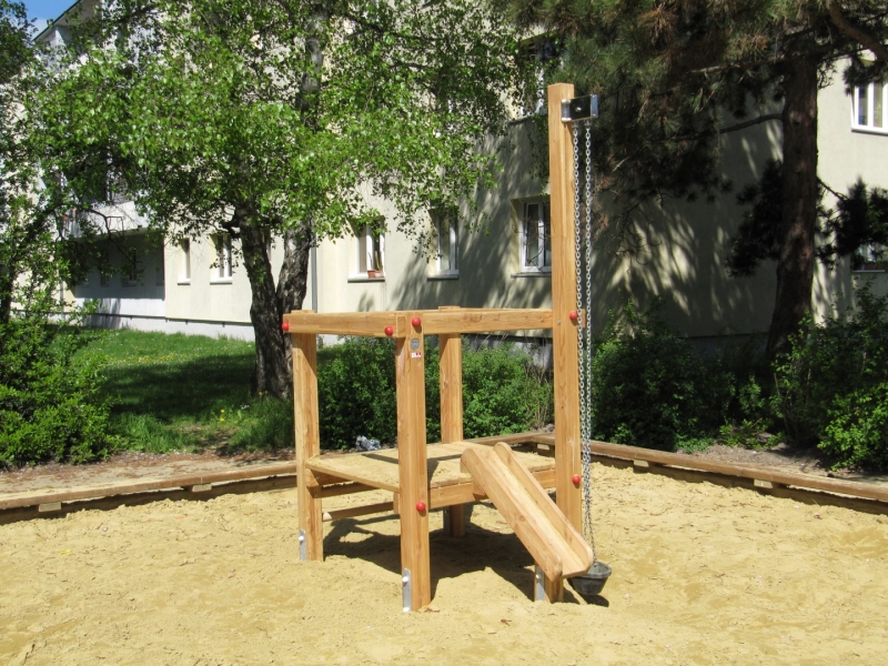 Sandbaustelle - Sandaufzug bei FREISPIEL kaufen auf Spielplatz