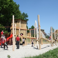 Spielplatz im Nationalpark mit Kletterdschungel