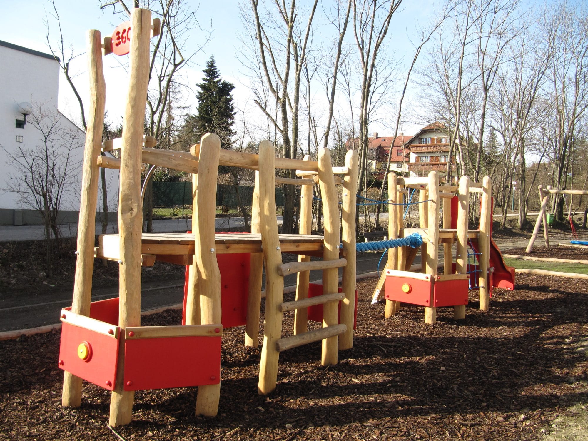 Kletteranlage mit Spielgeräte von FREISPIEL für Kleinkinder