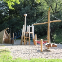 Tropeninsel Kinderspielplatz von FREISPIEL mit Hängematte