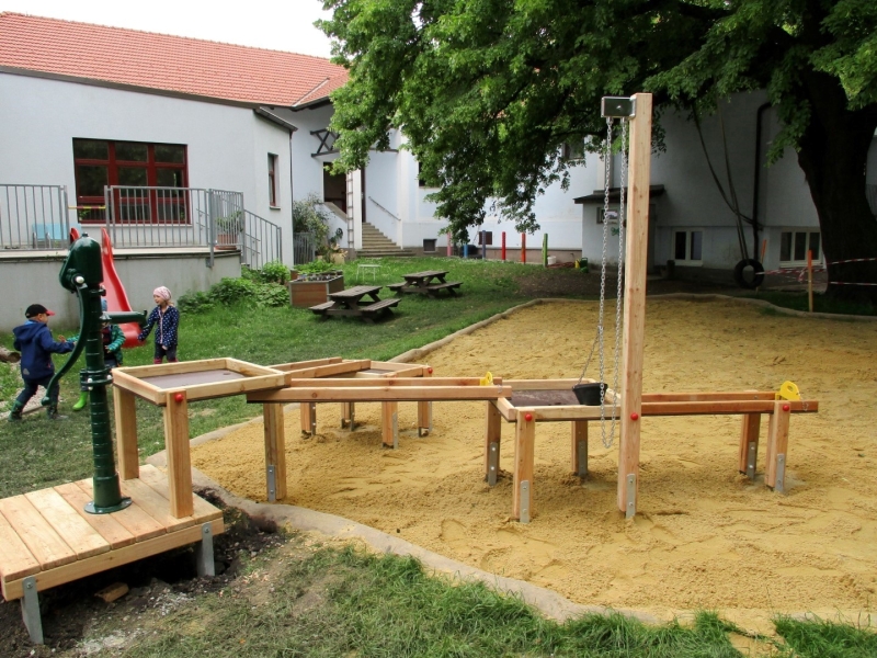 Sandspiel für Kinderspielplatz bei FREISPIEL kaufen