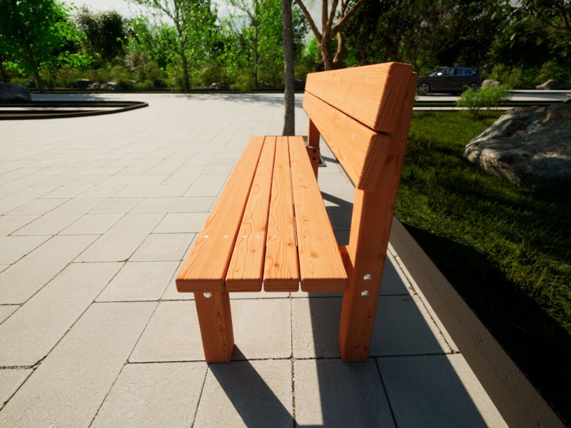 Sitzbank mit Lehne aus Holz auf öffentlichem Platz